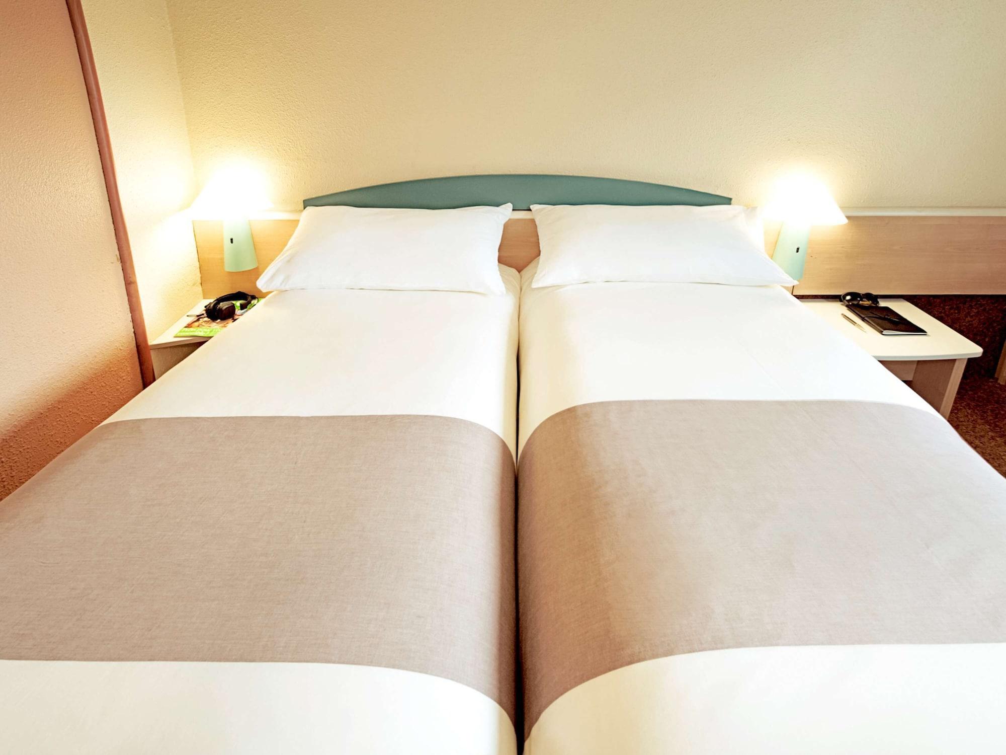 Hotel Ibis Poitiers Sud Zewnętrze zdjęcie