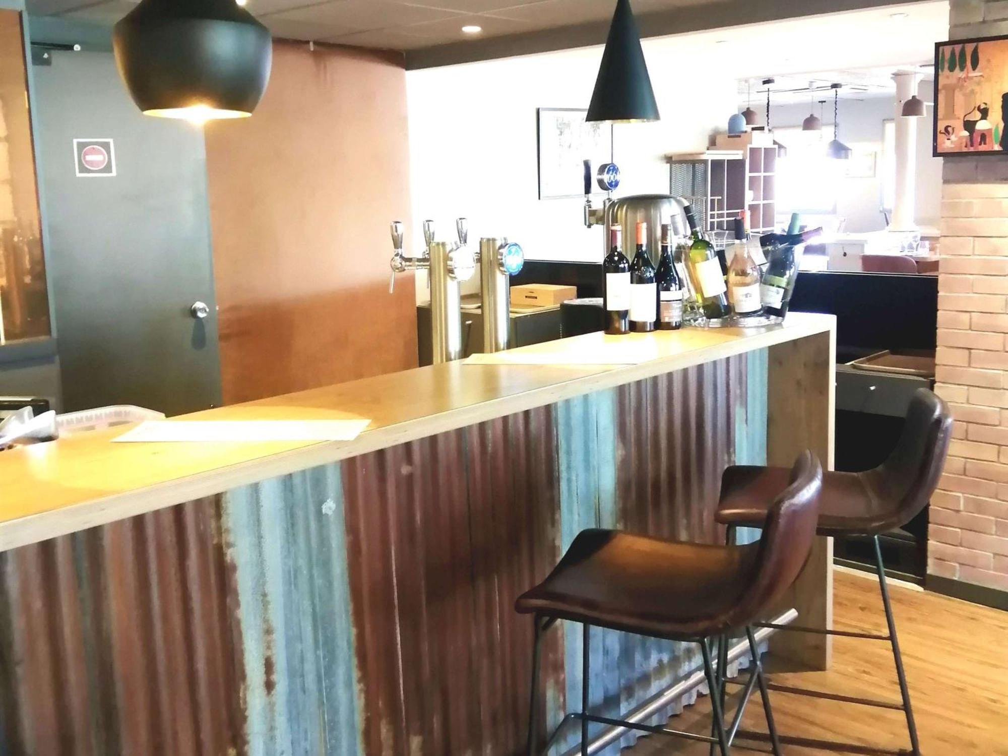 Hotel Ibis Poitiers Sud Zewnętrze zdjęcie