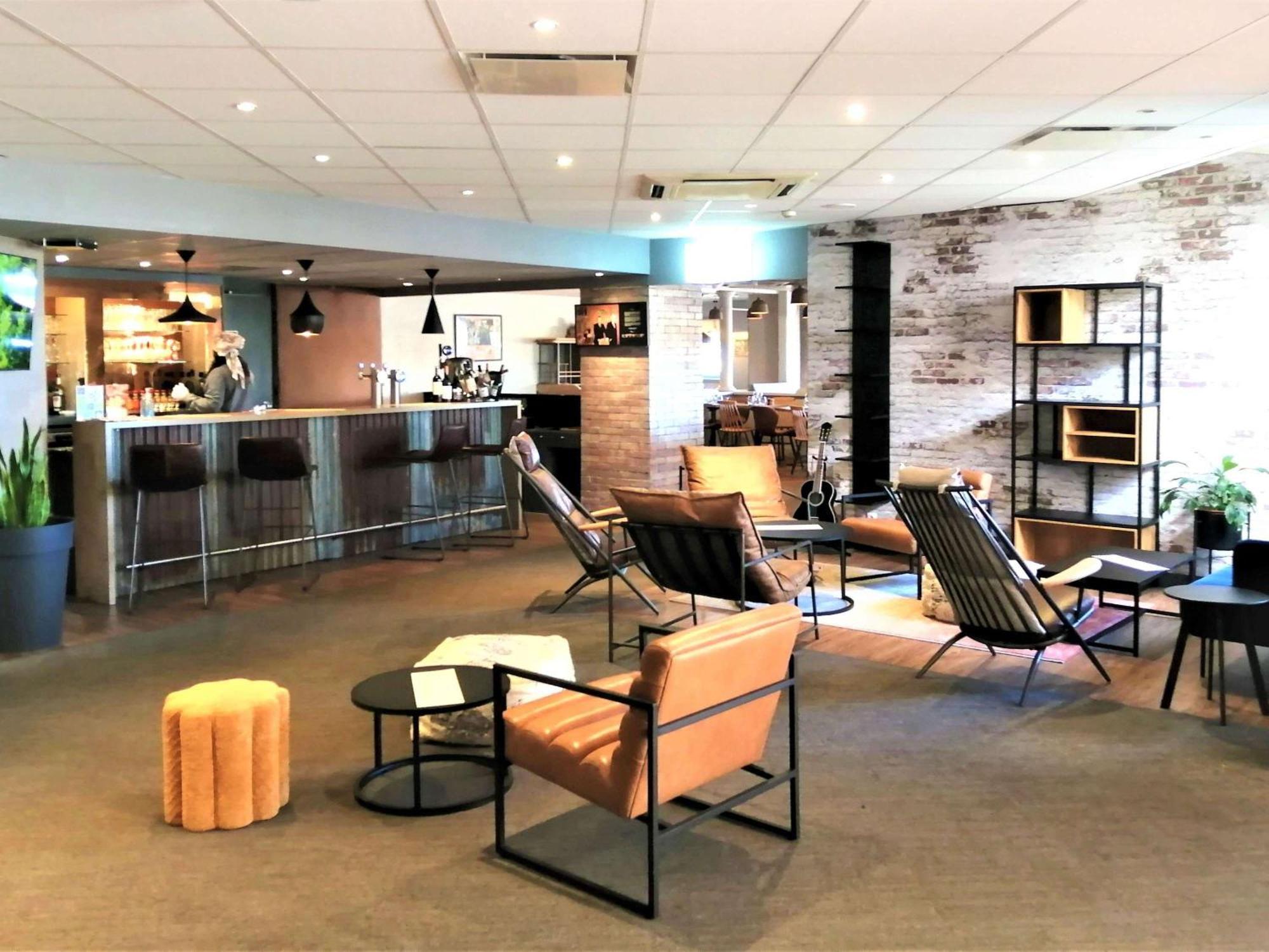 Hotel Ibis Poitiers Sud Zewnętrze zdjęcie